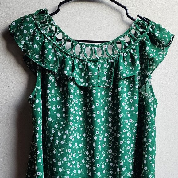 Max Studio Green Floral Sleeveless Ruffle Blouse Size Small - Picture 11 of 13